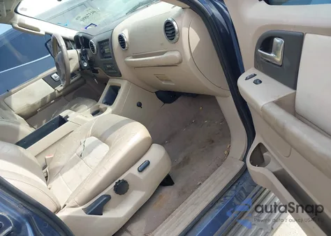 2004 Ford Expedition Eddie Bauer z USA, uszkodzony, nr VIN 1FMFU17L04LB01978